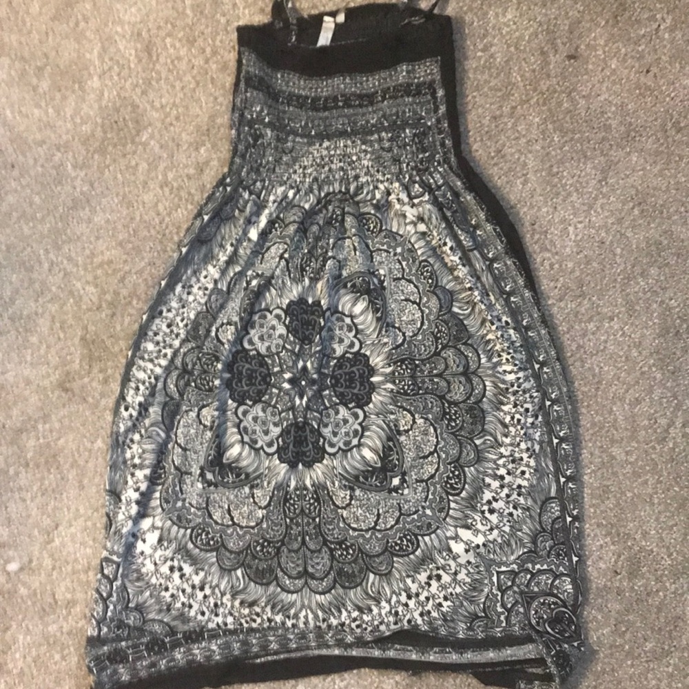 Short dress